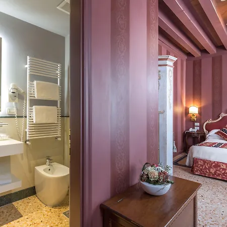 Tiziano Hotel 3*