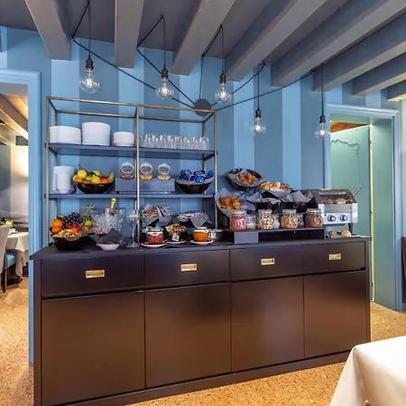 Tiziano Hotel 3*